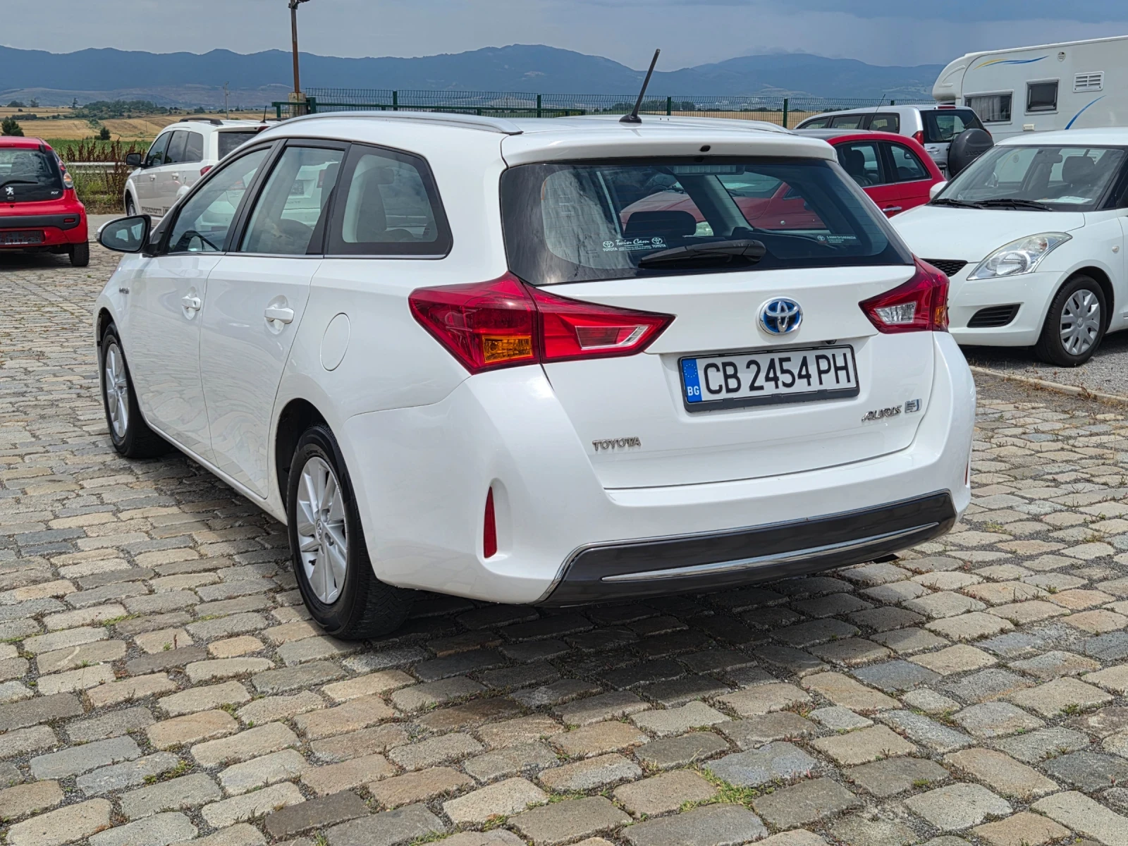 Toyota Auris 1.8HYBRID 130000KM. ВСИЧКО ПЛАТЕНО, снимка 8 - Автомобили и джипове - 55133027