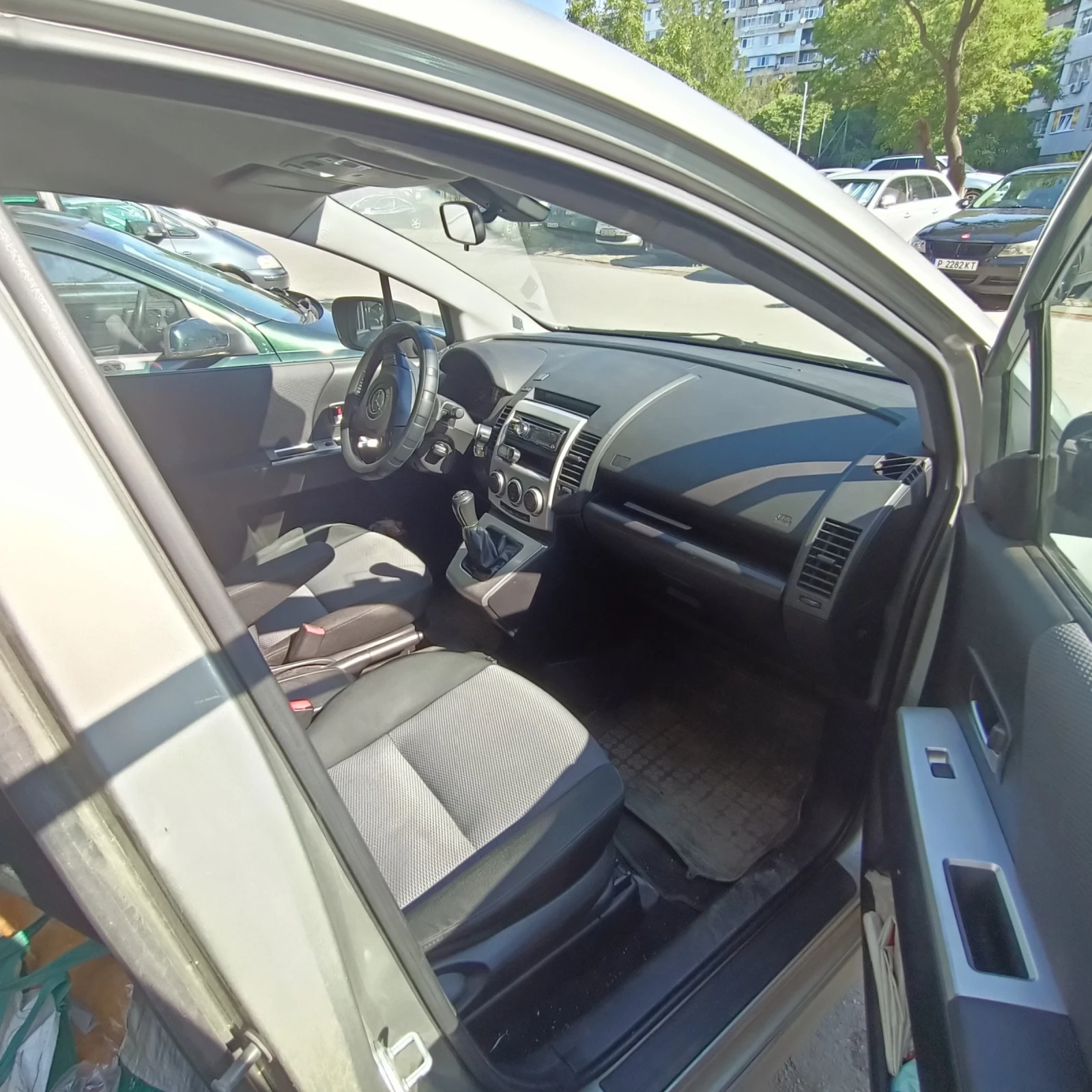 Mazda 5, снимка 7 - Автомобили и джипове - 55174123