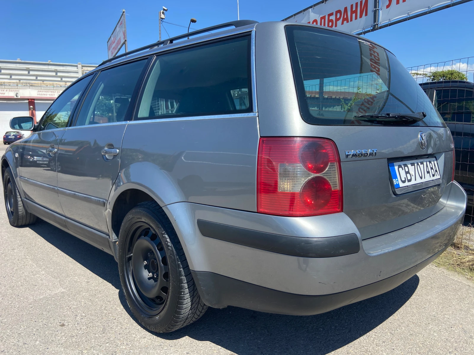VW Passat 1.9tdi-ВСИЧКО ПЛАТЕНО, снимка 4 - Автомобили и джипове - 55524325