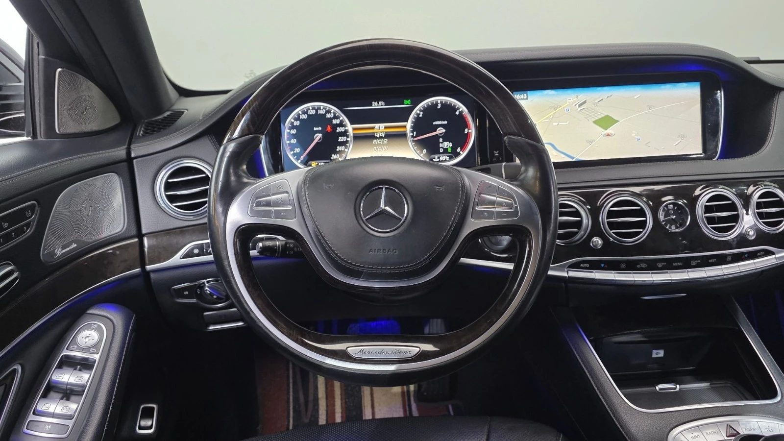 Mercedes-Benz S 350 BlueTEC* 360* МОНИТОРИ* НАВИ* АВТОКРЕДИТ, снимка 13 - Автомобили и джипове - 55682068