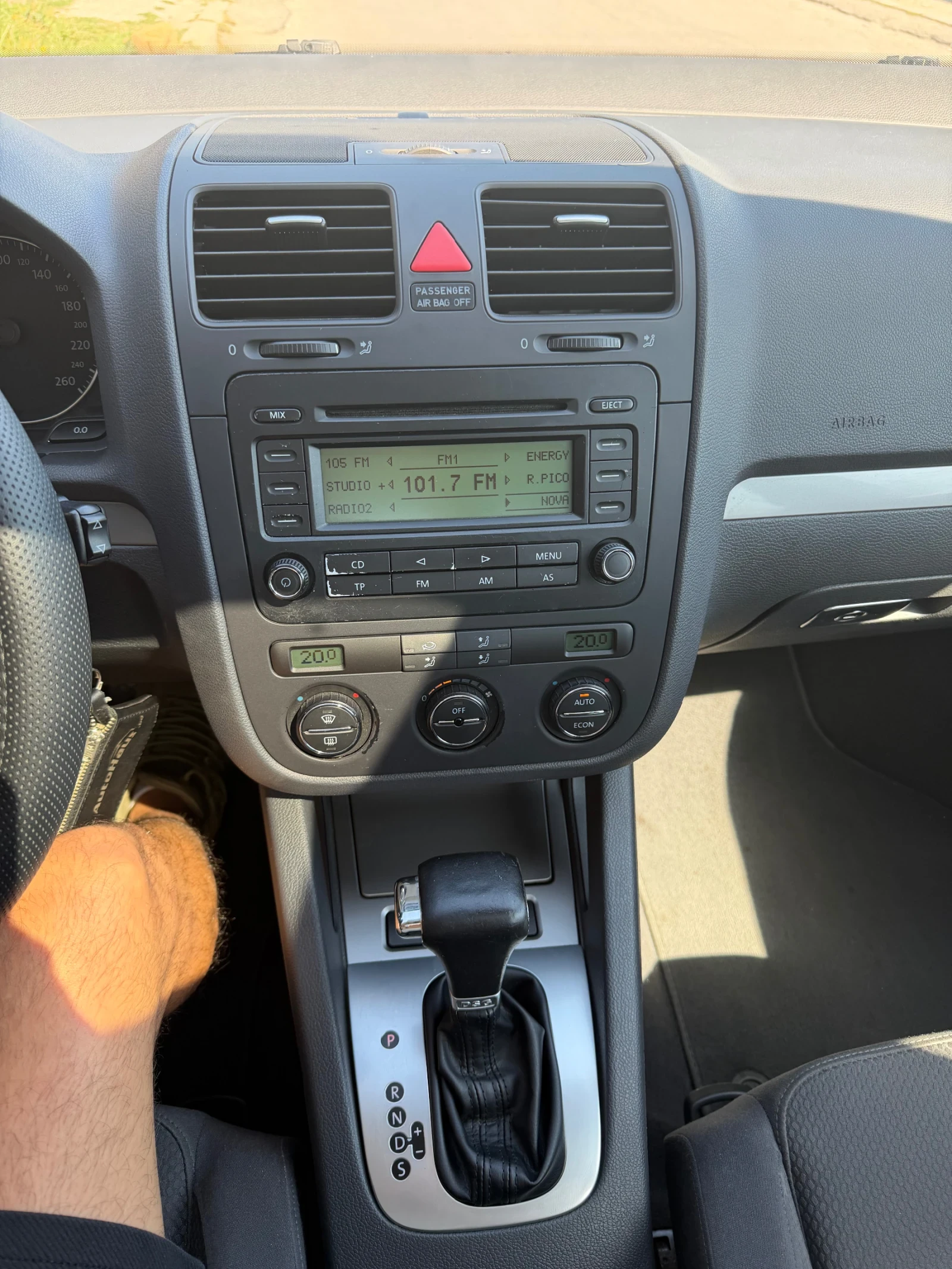 VW Golf BKD Автоматик, снимка 8 - Автомобили и джипове - 56008019