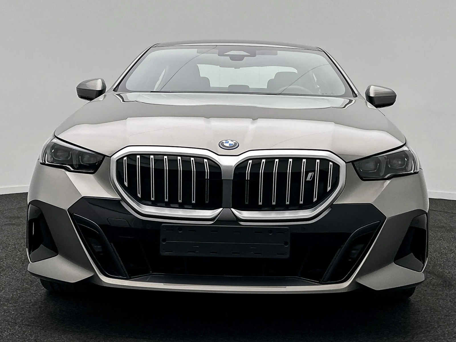 BMW i5 40 MSport | Mobile.bg � ����������� 2