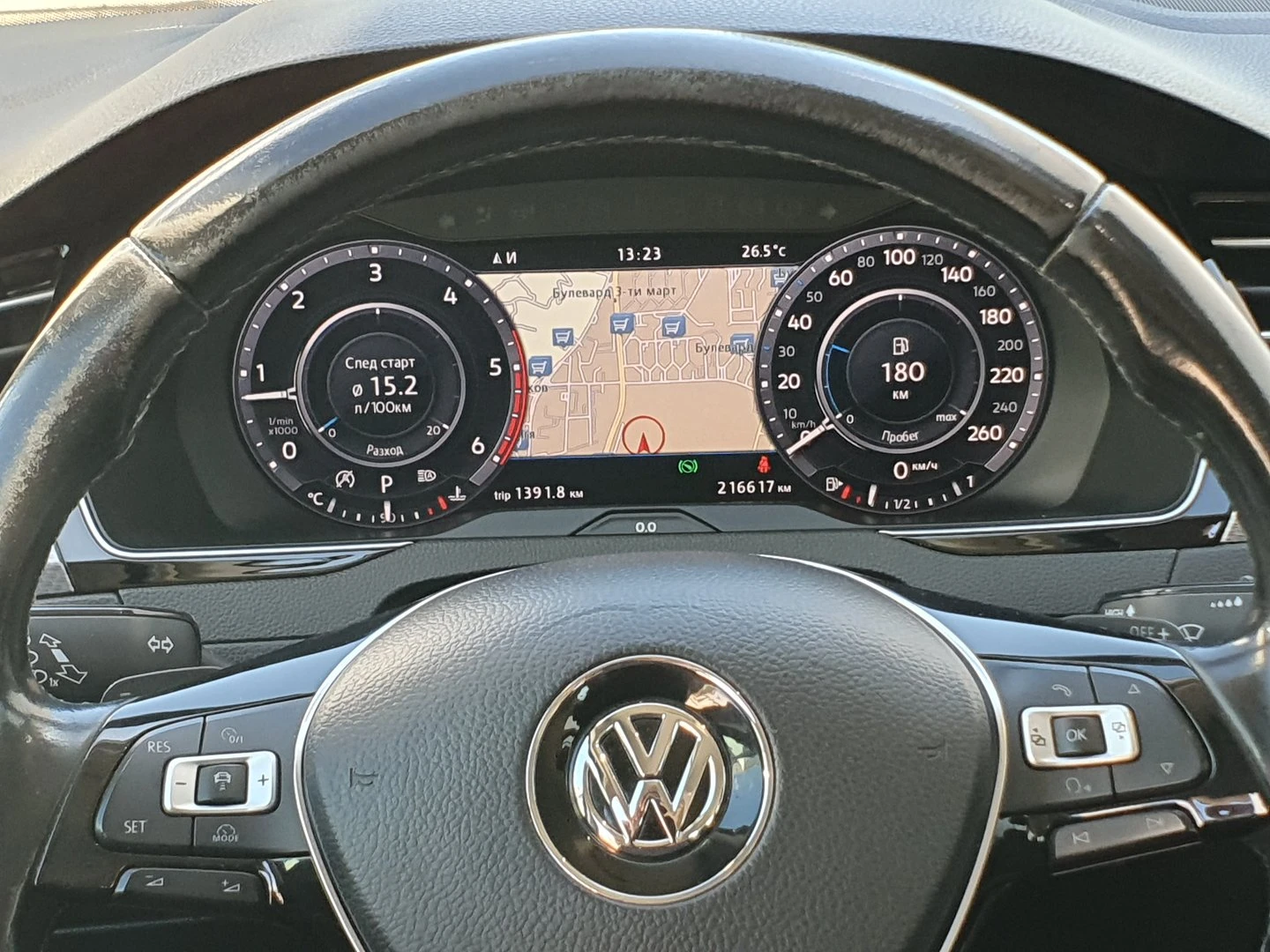 VW Passat, снимка 7 - Автомобили и джипове - 56536491