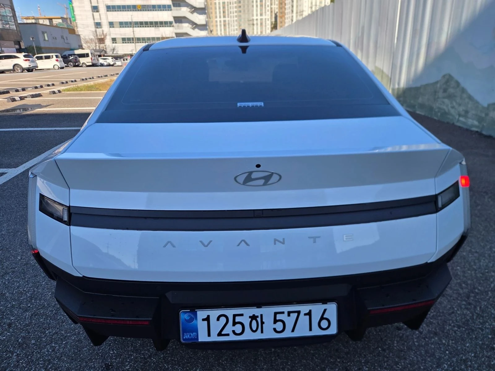Hyundai Elantra, снимка 4 - Автомобили и джипове - 56711777