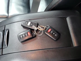 Toyota Highlander HYBRID XLE/AWD/2 КОМПЛЕКТА ДЖАНТИ, снимка 14