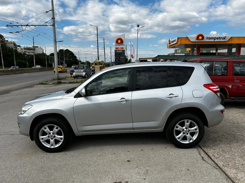 Toyota Rav4 Crossover, снимка 7 - Автомобили и джипове - 46460650