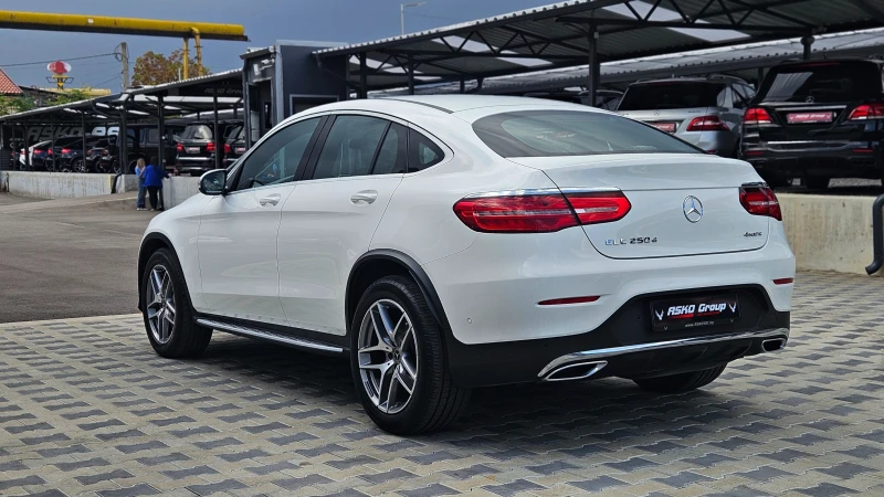 Mercedes-Benz GLC 250 AMG/COUPE/GERMANY/CAMERA/AMBIENT/AIR/BURMESTER/LIZ, снимка 7 - Автомобили и джипове - 47548822