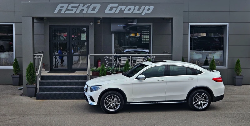 Mercedes-Benz GLC 250 AMG/COUPE/GERMANY/CAMERA/AMBIENT/AIR/BURMESTER/LIZ, снимка 17 - Автомобили и джипове - 47548822