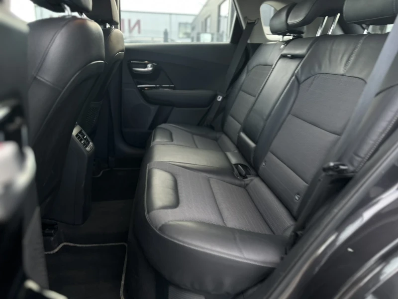 Kia Niro Kia Niro, снимка 17 - Автомобили и джипове - 52646693