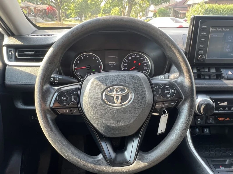 Toyota Rav4 LE* КАМЕРА* ПОДГРЕВ, снимка 9 - Автомобили и джипове - 53126007