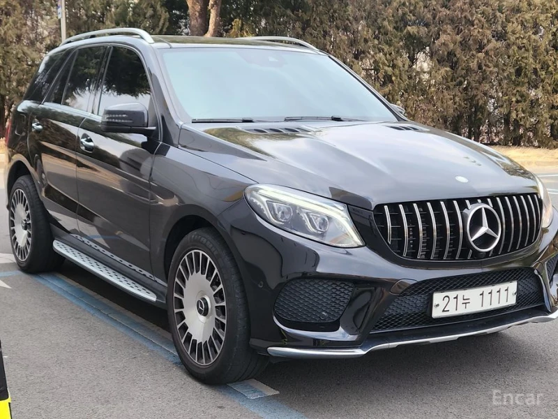 Mercedes-Benz GLE 350, снимка 3 - Автомобили и джипове - 53445969