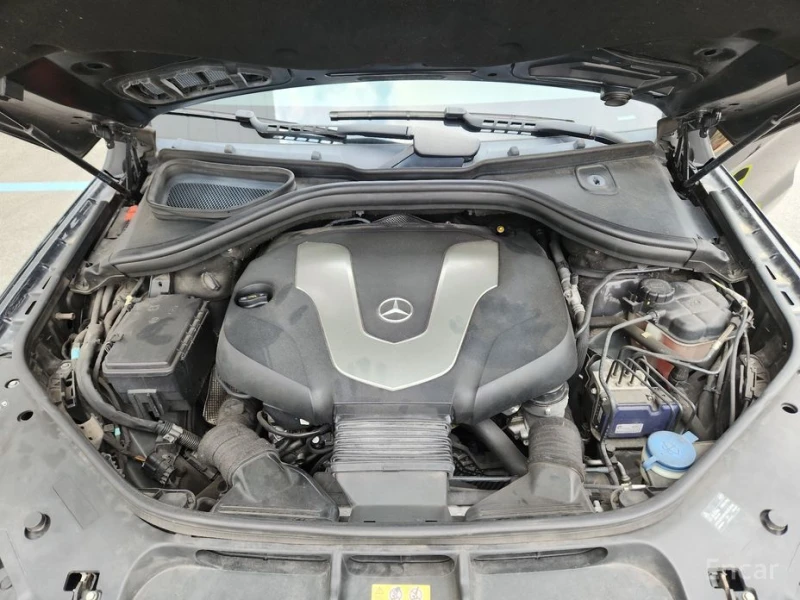 Mercedes-Benz GLE 350, снимка 10 - Автомобили и джипове - 53445969