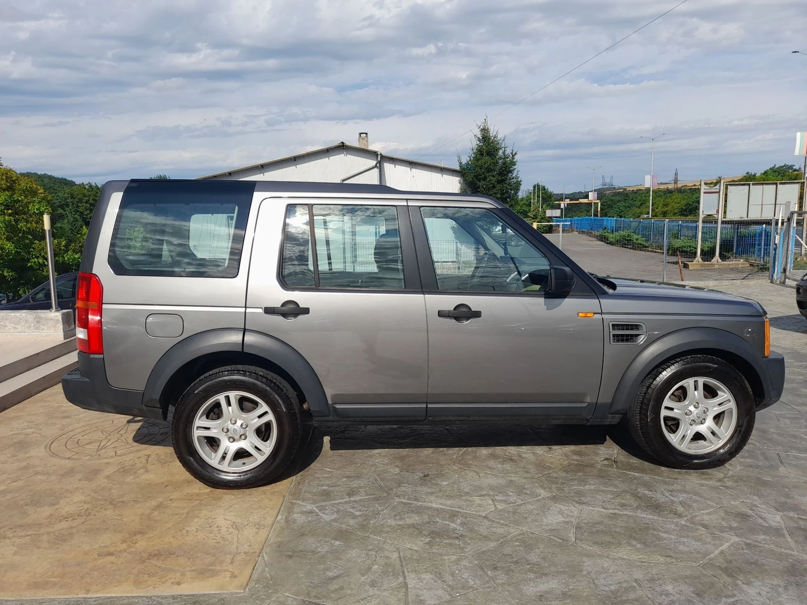 Land Rover Discovery 3 TdV6 S - изображение 7