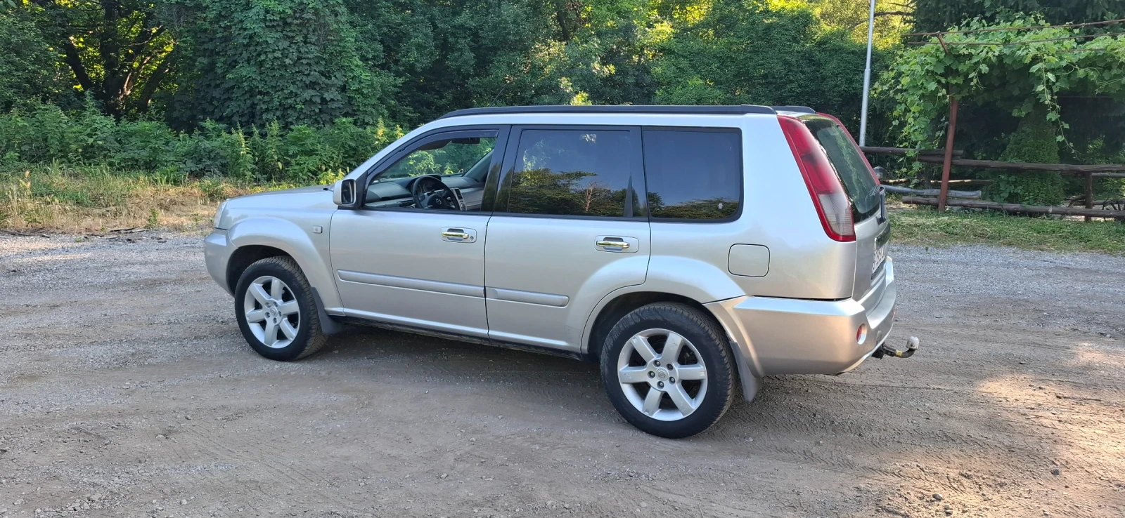 Nissan X-trail 2.2dci 4x4 136 - изображение 2