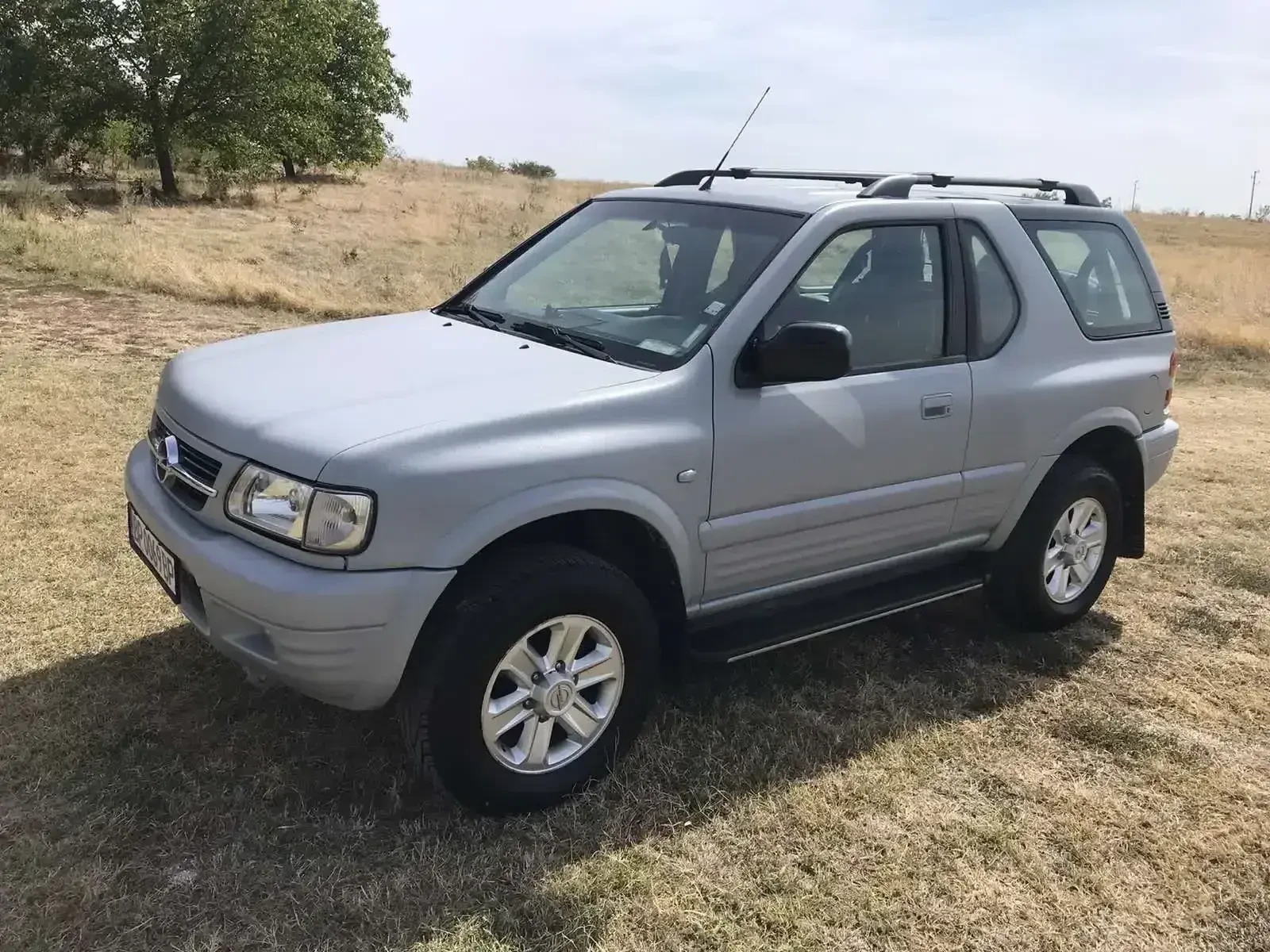 Opel Frontera 2.2 120 к.с. Facelift - изображение 2