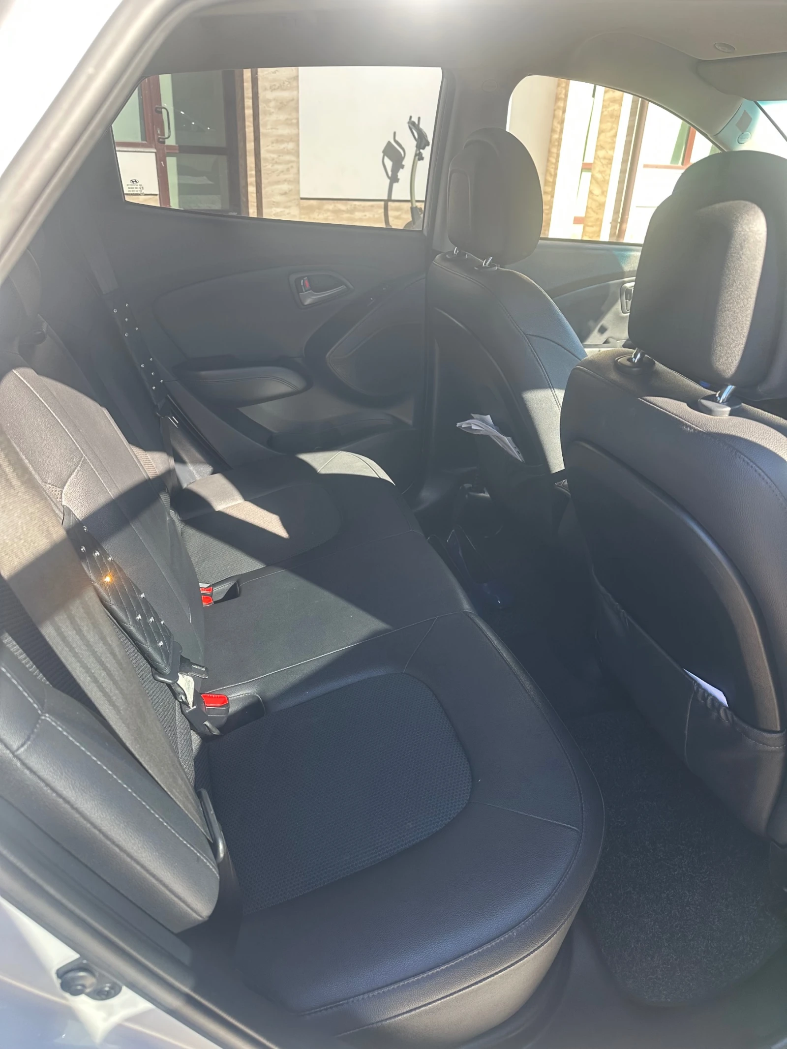 Hyundai IX35 2.0 Crdi - изображение 6