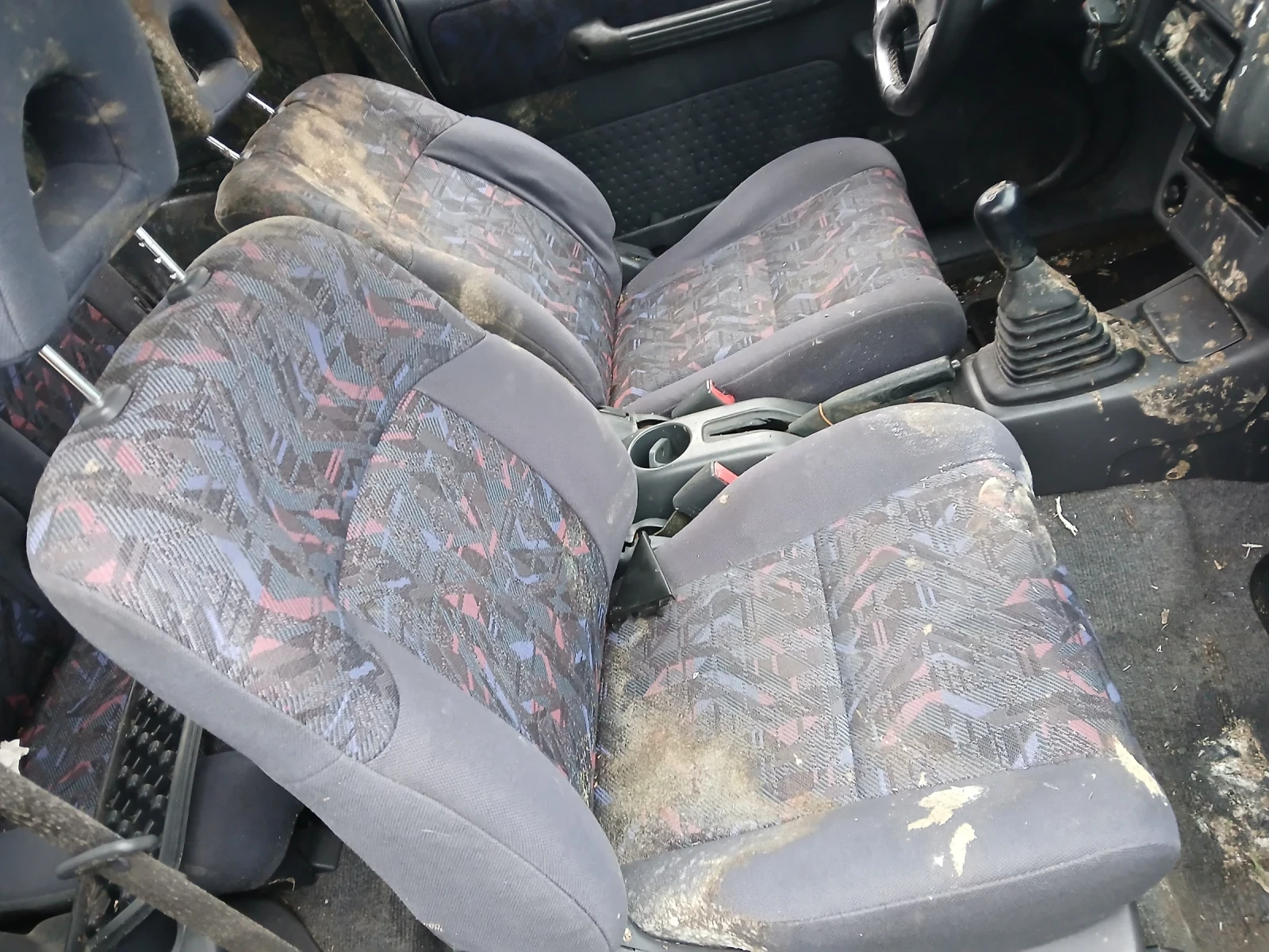 Toyota Rav4 2 бр 2.0 129hp 4x4!!, снимка 12 - Автомобили и джипове - 53818211