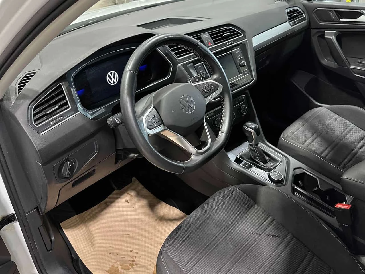 VW Tiguan * Trendline * CARFAX * ЦЕНА ДО БГ - изображение 5