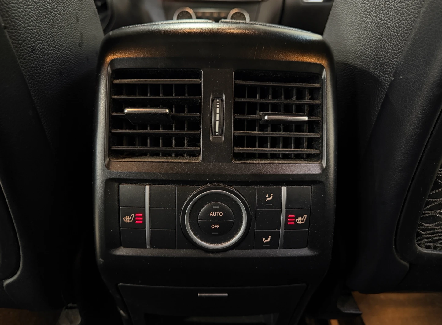 Mercedes-Benz ML 350 AMG PKG* BLIND SPOT* PANO, снимка 15 - Автомобили и джипове - 53989892