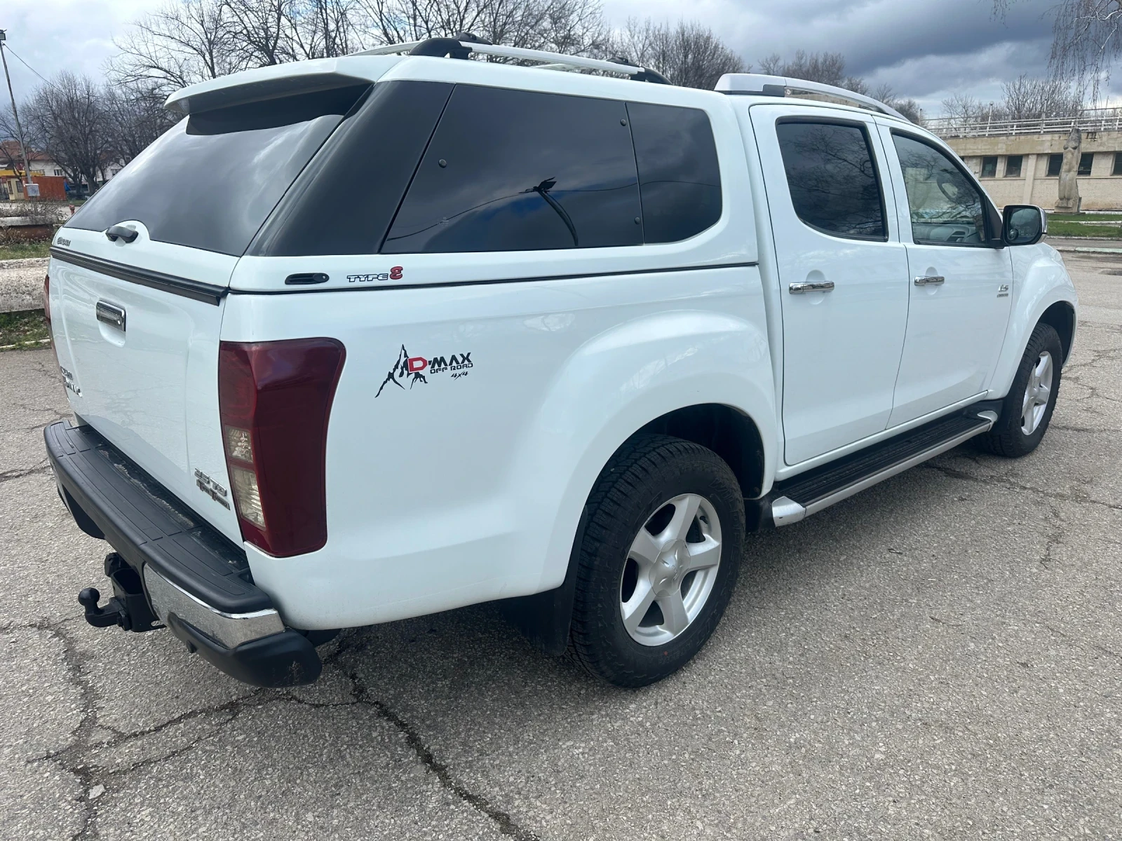 Isuzu D-max 2.5 TwinTurbo LS Generation Automatic 4x4 | Mobile.bg � ����������� 5