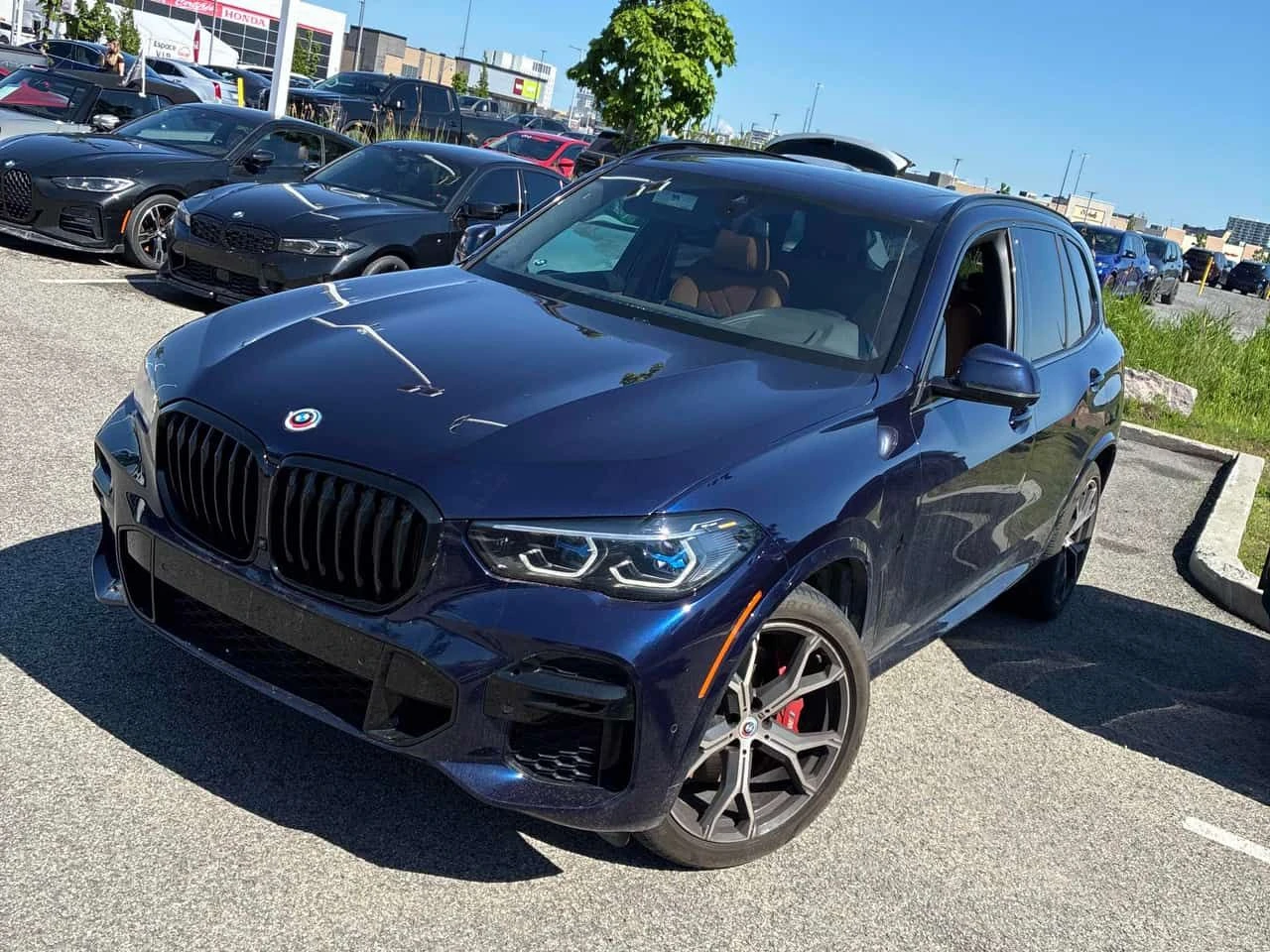 BMW X5  xDrive40i /360/HUD/LASER/АВТОКРЕДИТ