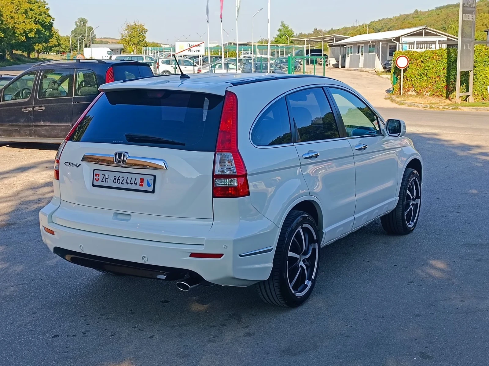 Honda Cr-v 2.0i-150кс-ШВЕЙЦАРИЯ-РЪЧКА-4Х4-FACELIFT, снимка 3 - Автомобили и джипове - 55629591