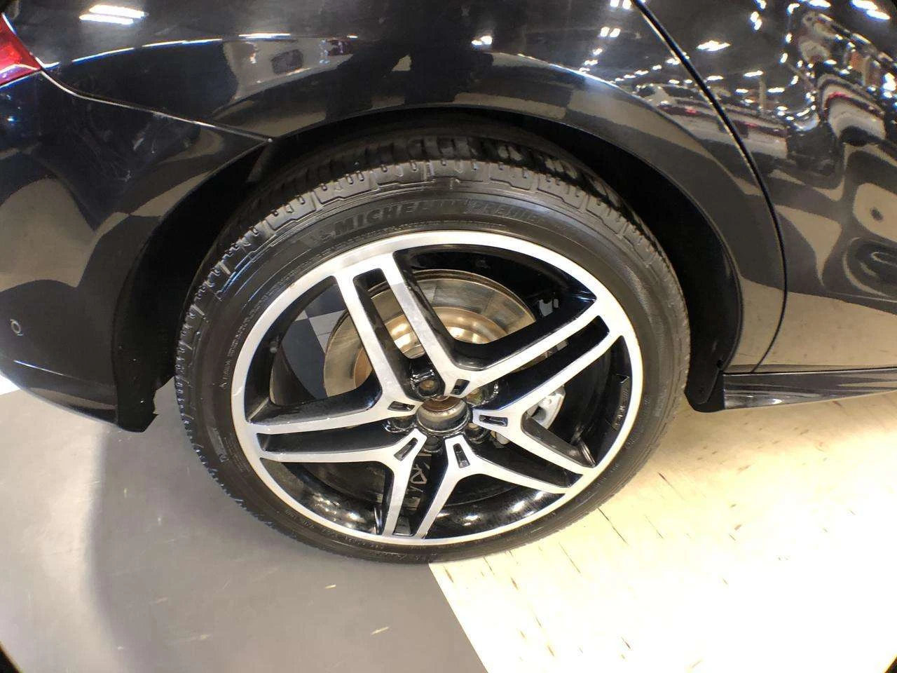 Mercedes-Benz GLE AMG 43 4MATIC / АВТОКРЕДИТ, снимка 8 - Автомобили и джипове - 56010693
