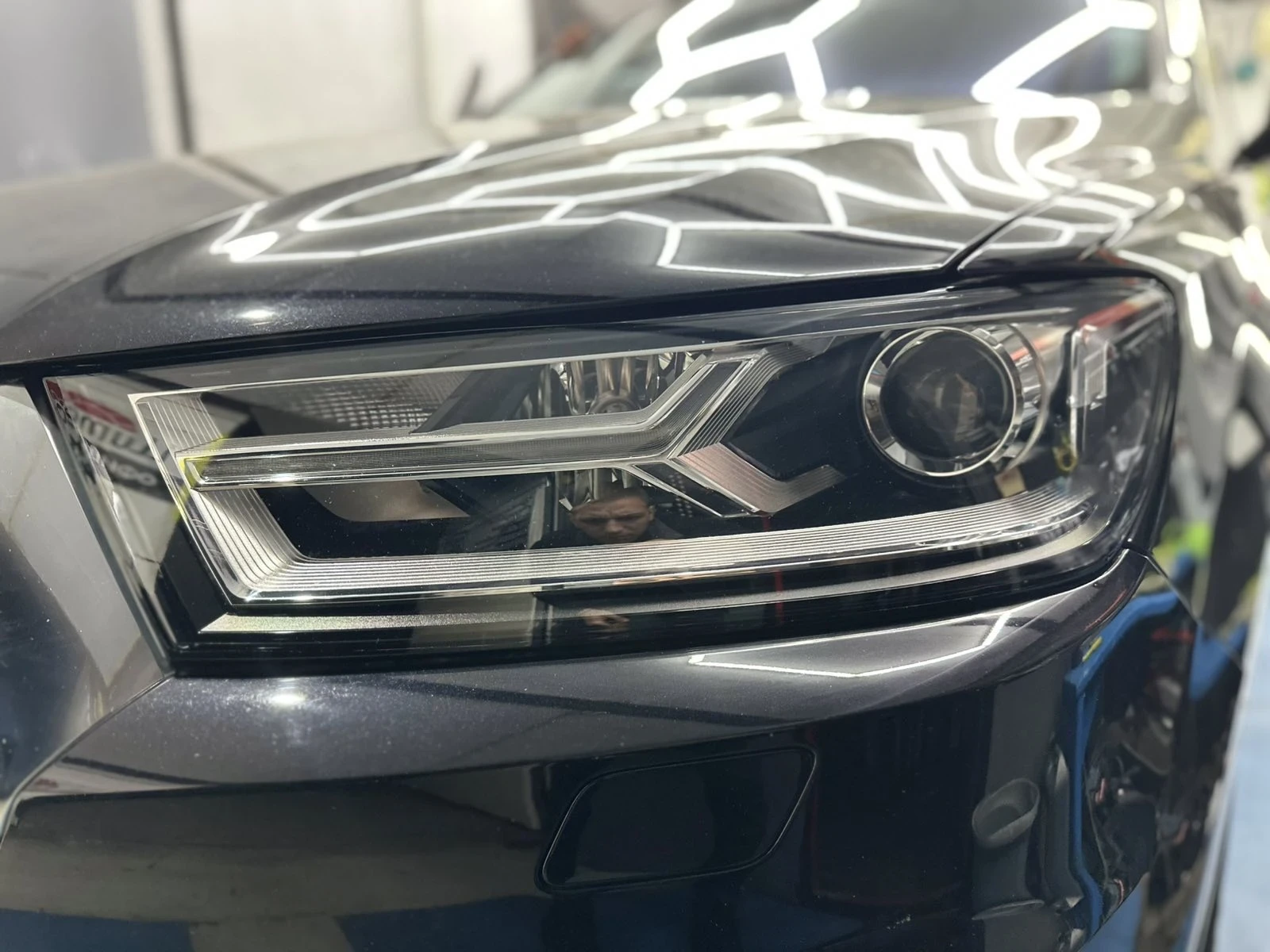 Audi Q7, снимка 4 - Автомобили и джипове - 56416250