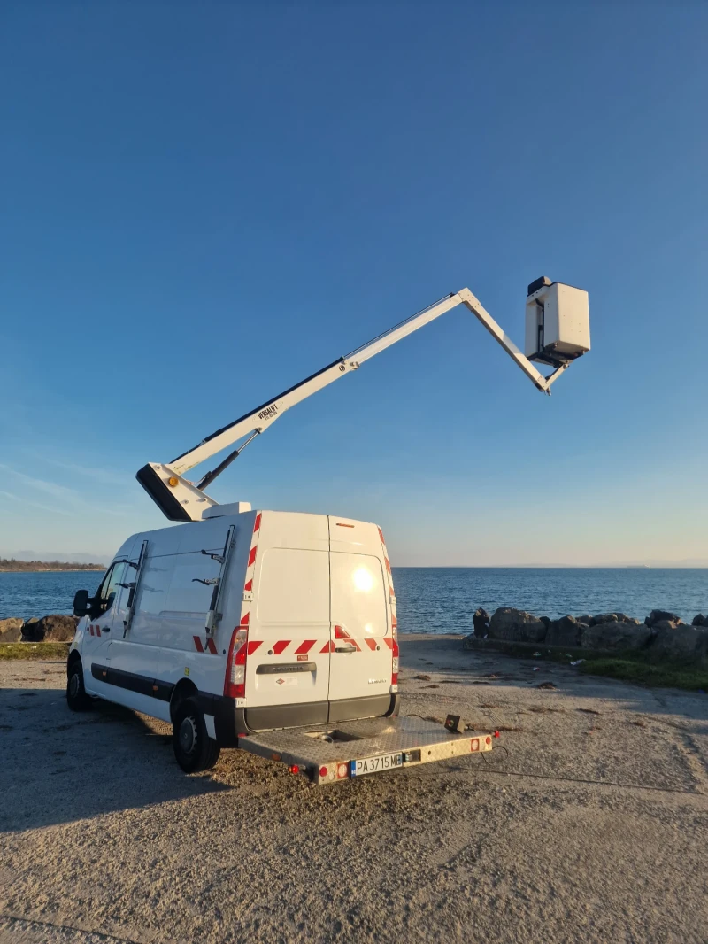 Renault Master Автовишка 12, 5 метра, снимка 15 - Бусове и автобуси - 52822243