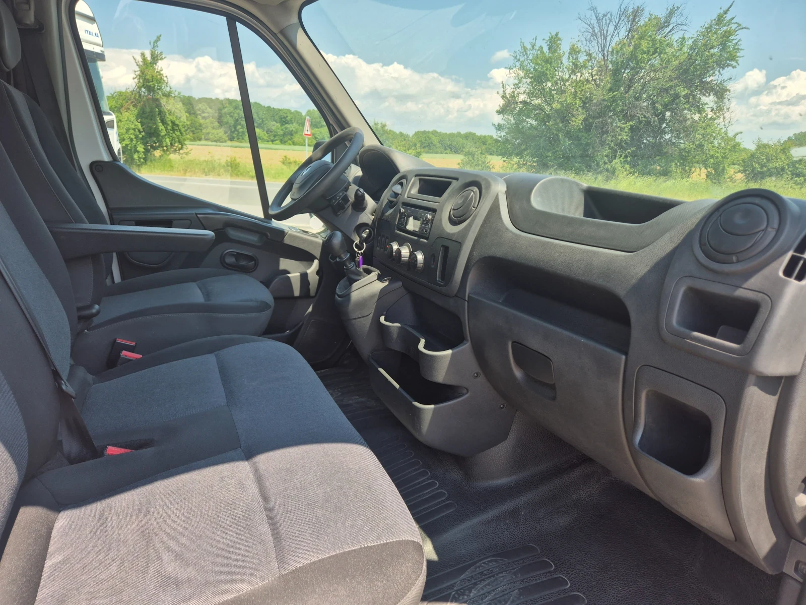 Renault Master 2.3DCI - изображение 7