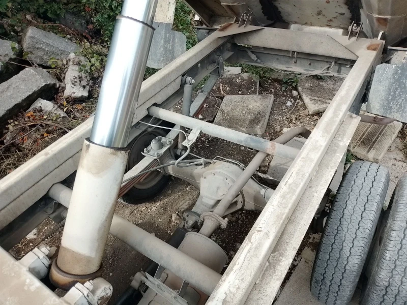 Mazda 2000 Bongo, снимка 4 - Камиони - 53141587