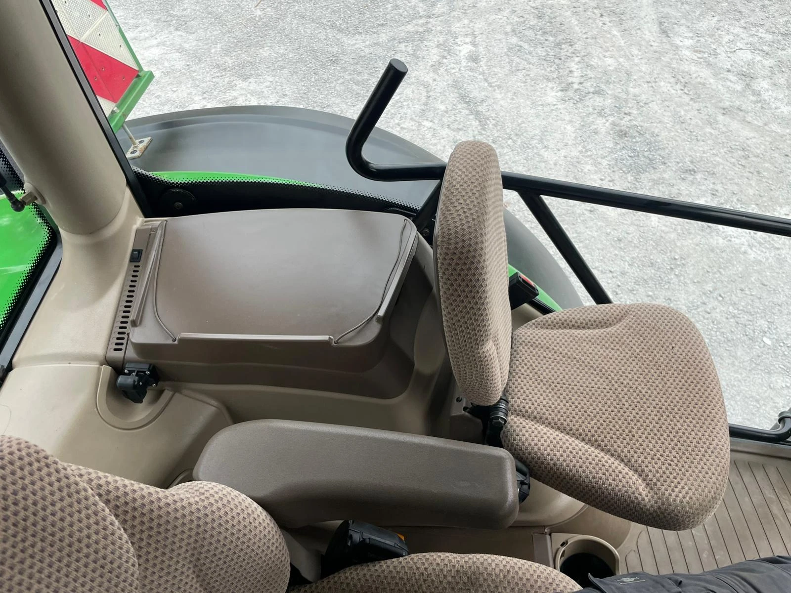 Трактор John Deere, снимка 7 - Селскостопанска техника - 56309910