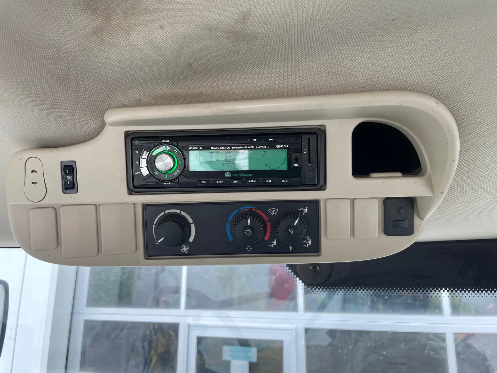 Трактор John Deere, снимка 17 - Селскостопанска техника - 56309910