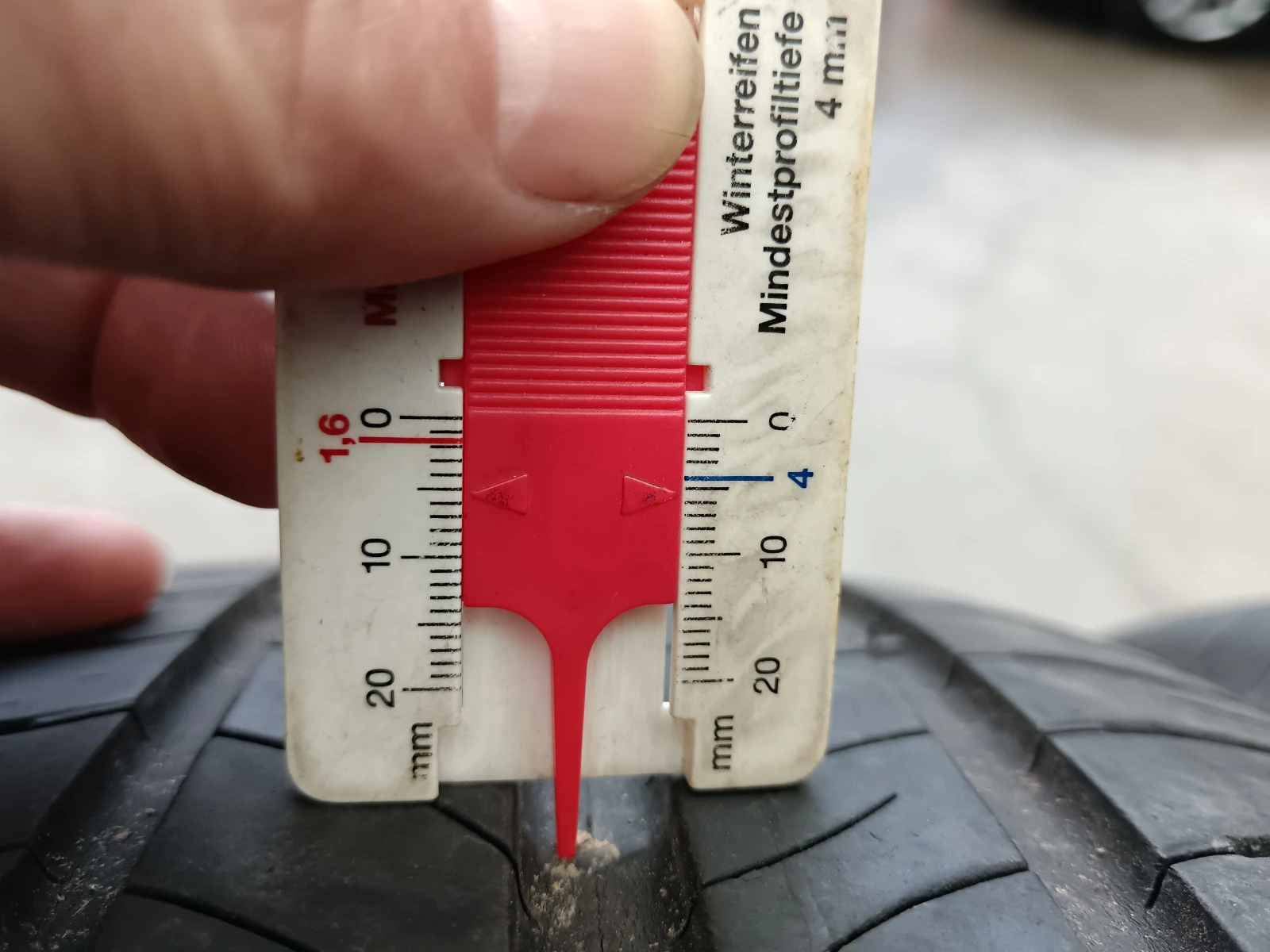 Гуми Летни 205/55R16, снимка 10 - Гуми и джанти - 54062929