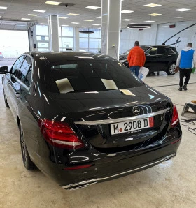 Mercedes-Benz E 220  Avantgarde , 65000 km , снимка 2