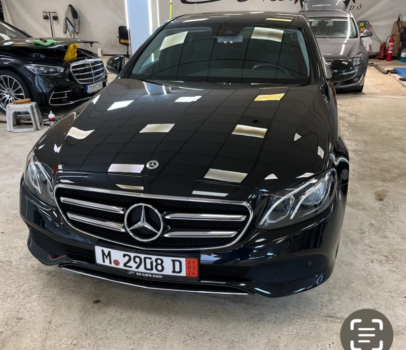 Mercedes-Benz E 220  Avantgarde , 65000 km , снимка 1 - Автомобили и джипове - 46774091