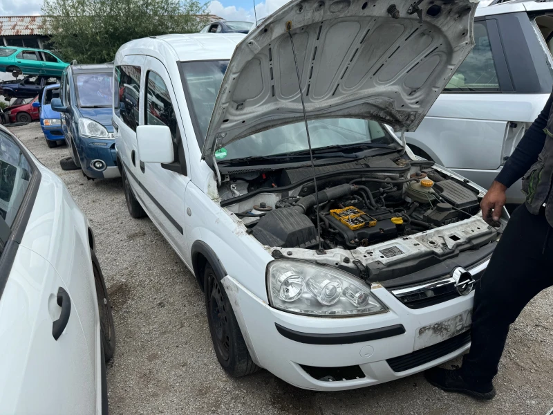 Opel Combo, снимка 1 - Автомобили и джипове - 47137079