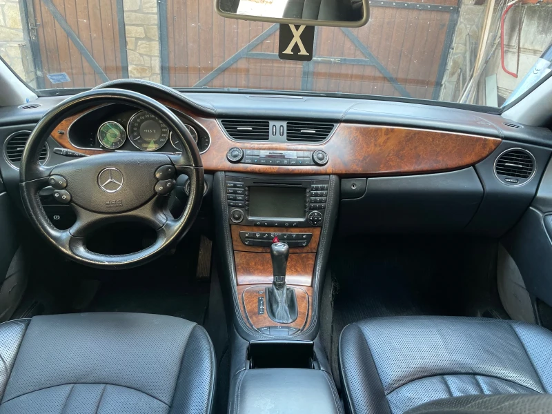 Mercedes-Benz CLS 320, снимка 10 - Автомобили и джипове - 47866114