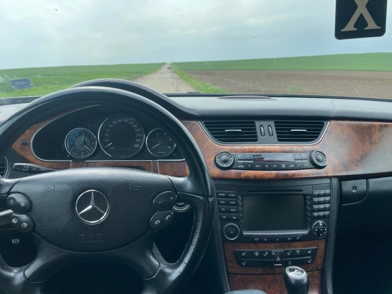 Mercedes-Benz CLS 320, снимка 8 - Автомобили и джипове - 47866114