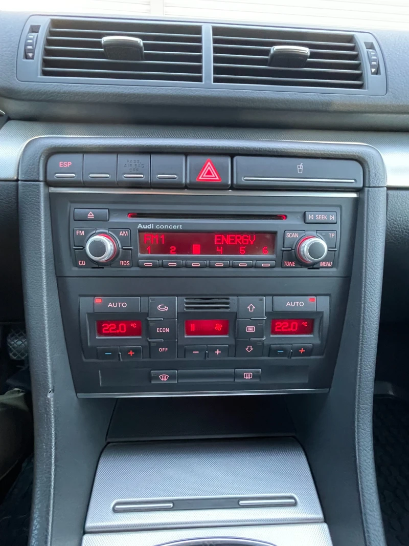 Audi A4 S line, снимка 15 - Автомобили и джипове - 50390936