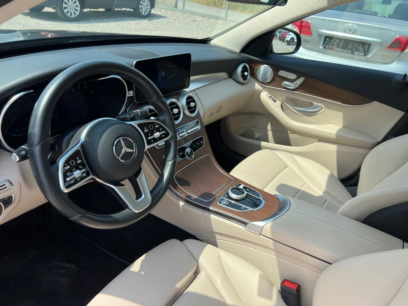 Mercedes-Benz C 300 AMG  4 MATIC FUL, снимка 11 - Автомобили и джипове - 51200631