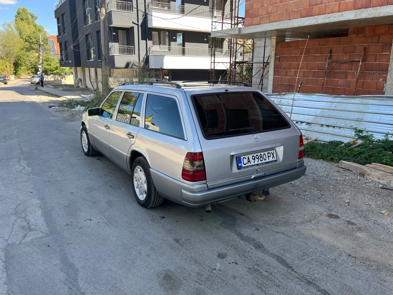 Mercedes-Benz E 300, снимка 7 - Автомобили и джипове - 51779494