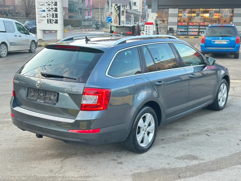 Skoda Octavia 1.6TDI Navigaciq* Ksenon* Klimatronik, снимка 6 - Автомобили и джипове - 52851878