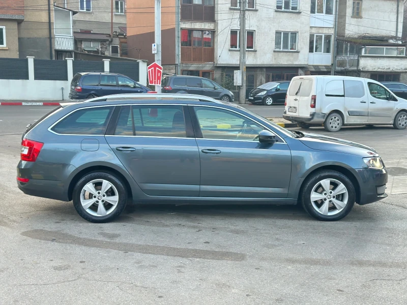 Skoda Octavia 1.6TDI Navigaciq* Ksenon* Klimatronik, снимка 8 - Автомобили и джипове - 52851878