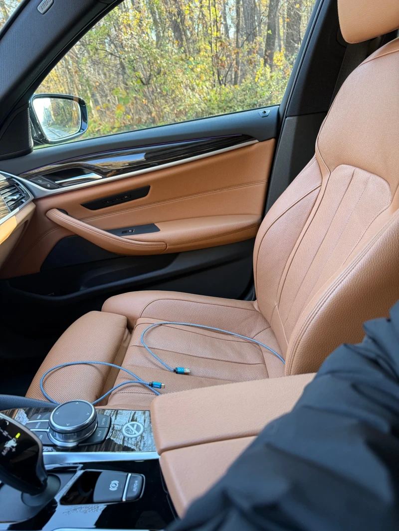 BMW 530 xDrive, снимка 12 - Автомобили и джипове - 52917984
