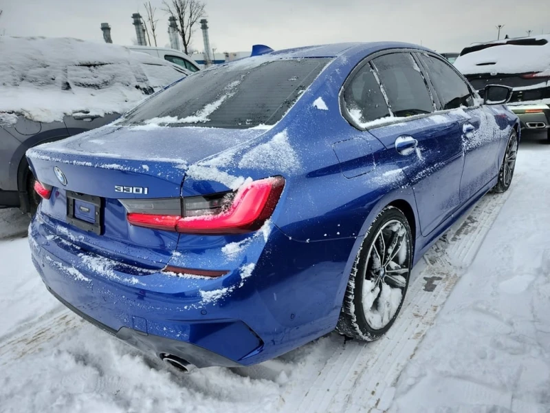 BMW 330 M-Sport xDdrive * CARFAX * ОПЦИЯ ЗА ФИНАНСИРАНЕ * , снимка 3 - Автомобили и джипове - 53183105