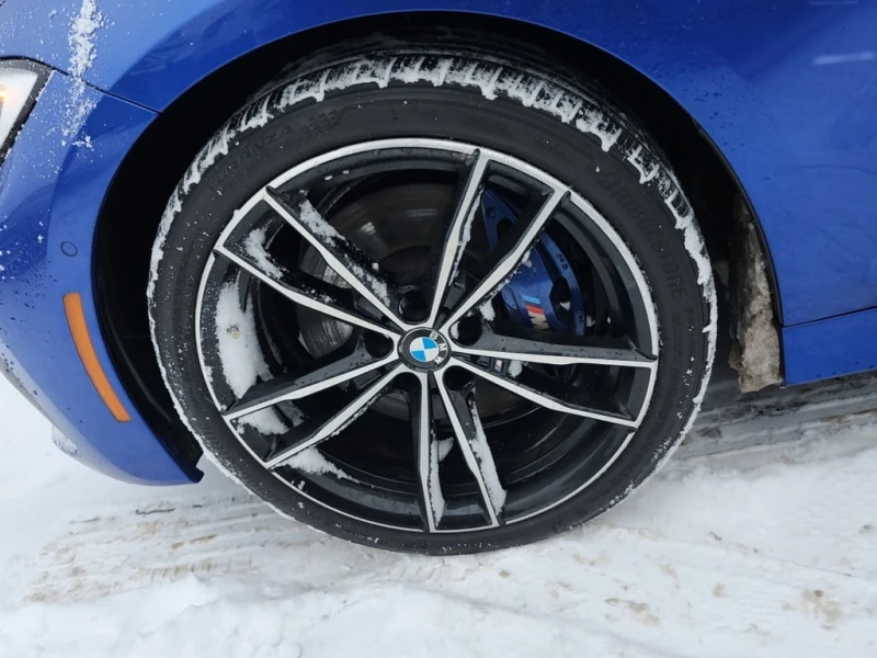 BMW 330 M-Sport xDdrive * CARFAX * ОПЦИЯ ЗА ФИНАНСИРАНЕ * , снимка 13 - Автомобили и джипове - 53183105