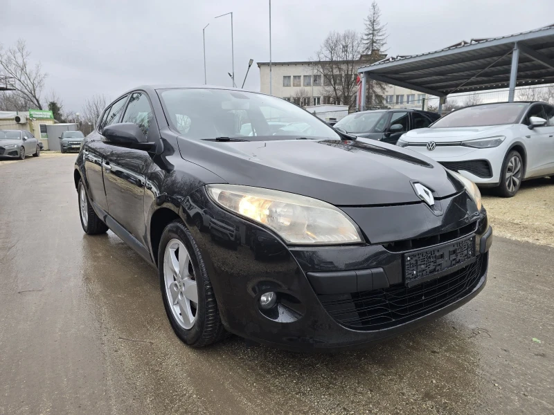 Renault Megane 1.5d 110к.с Топ състояние , снимка 2 - Автомобили и джипове - 53292924