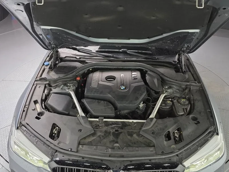 BMW 530 ///M PACK G30, снимка 6 - Автомобили и джипове - 55790046