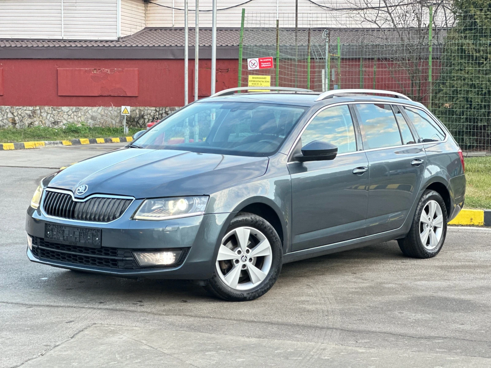 Skoda Octavia 1.6TDI Navigaciq* Ksenon* Klimatronik, снимка 1